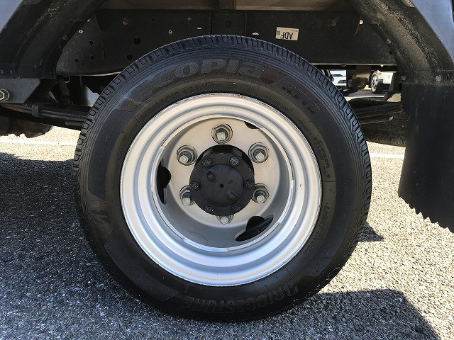 いすゞ エルフ 小型 平ボディ TRG-NHR85A(97197) 40枚目