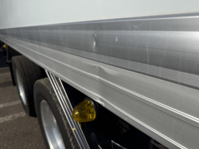 日野 プロフィア 大型 冷凍冷蔵バン 2DG-FW1AHG(97196) 49枚目