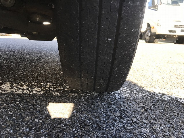 いすゞ エルフ 小型 平ボディ TRG-NHR85A(97197) 45枚目