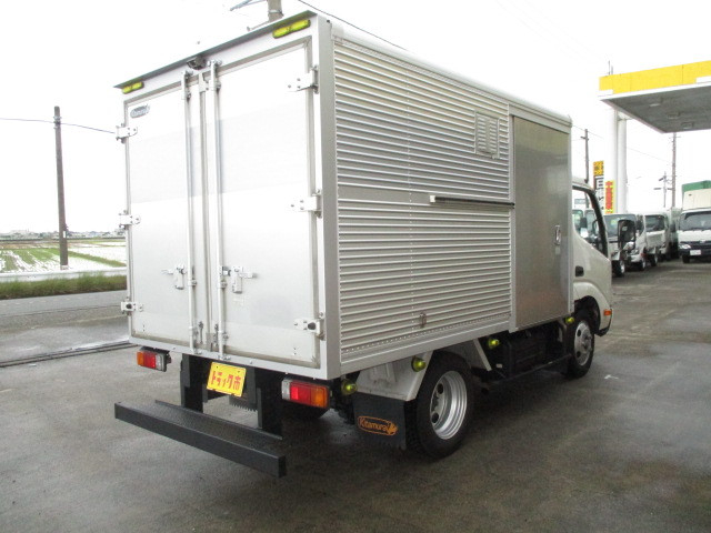 トヨタ ダイナ 小型 アルミバン TKG-XZU605(97198) 2枚目