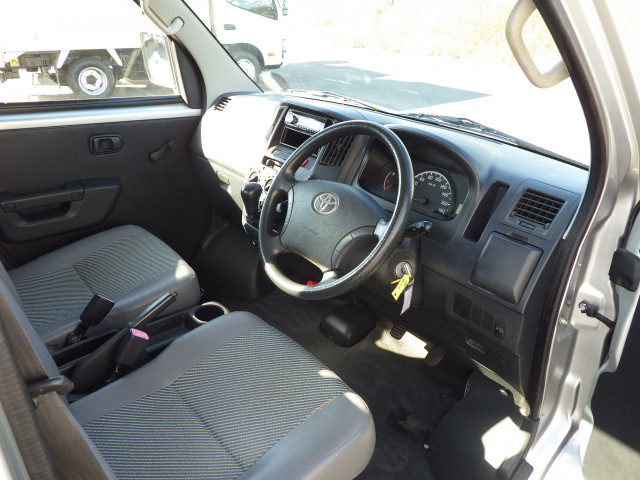 トヨタ タウンエース 小型 平ボディ DBF-S402U(97199) 6枚目