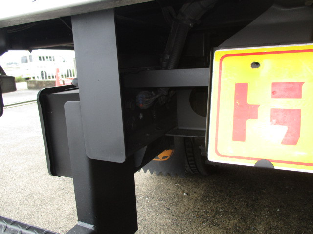 トヨタ ダイナ 小型 アルミバン TKG-XZU605(97198) 22枚目