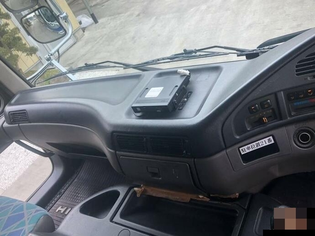 日野 プロフィア 大型 幌車（ウィング式） KL-FN2PWGA(8481) 7枚目