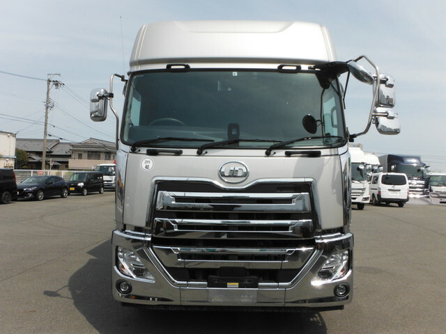 Nissan UD quon Large Wing body 2PG-CD5CA(31550) 6枚目