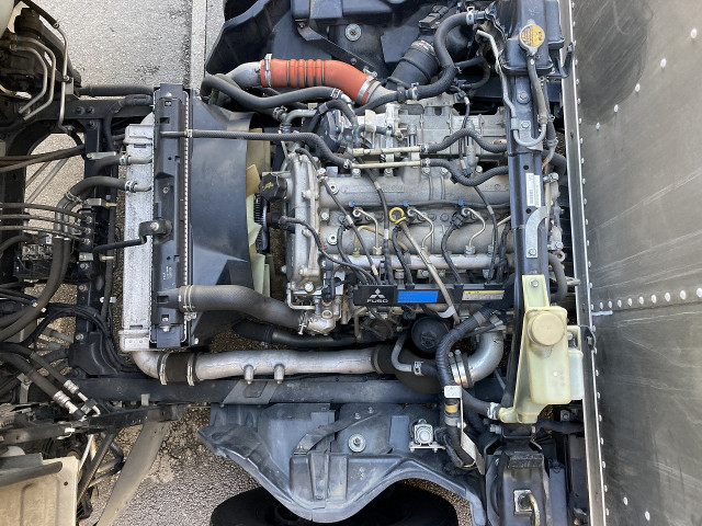 三菱ふそう キャンター 小型 アルミバン TKG-FEB50(97303) 7枚目