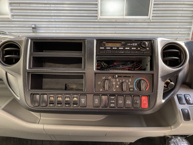 日野 デュトロ 小型 アルミバン TKG-XZU710M(97304) 18枚目