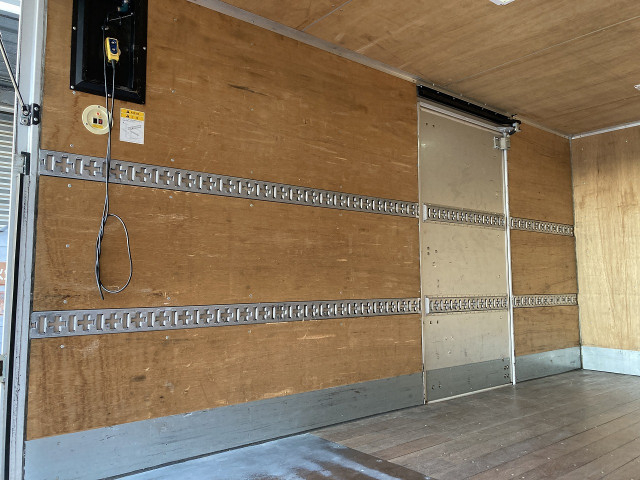 三菱ふそう キャンター 小型 アルミバン TKG-FEB50(97303) 24枚目