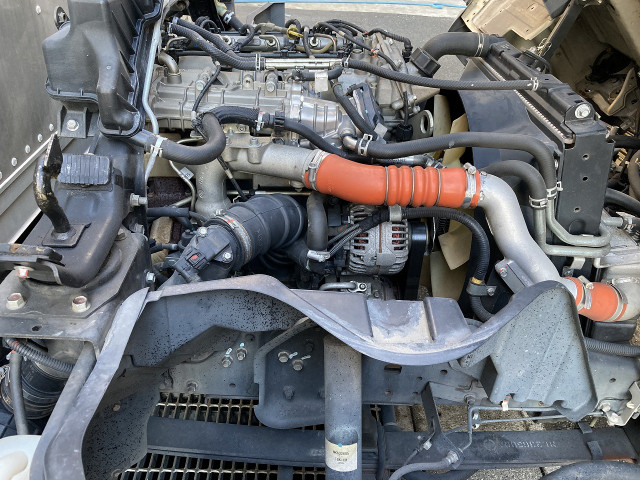 三菱ふそう キャンター 小型 アルミバン TKG-FEB50(97303) 35枚目