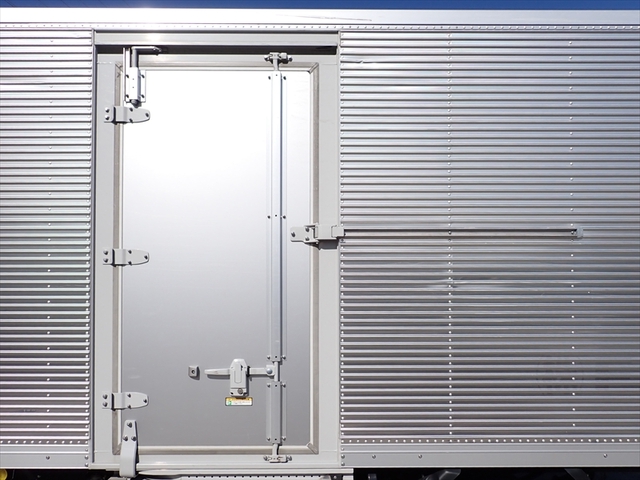 いすゞ エルフ 小型 アルミバン 2RG-NLR88AN(97314) 14枚目