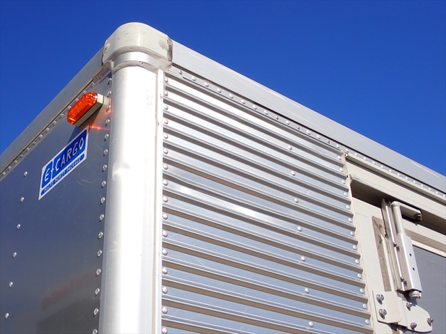 いすゞ エルフ 小型 アルミバン 2RG-NLR88AN(97314) 17枚目