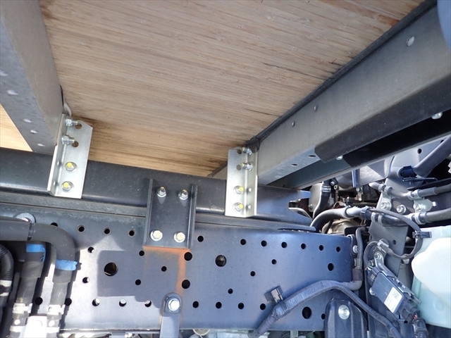 いすゞ エルフ 小型 アルミバン 2RG-NLR88AN(97314) 29枚目