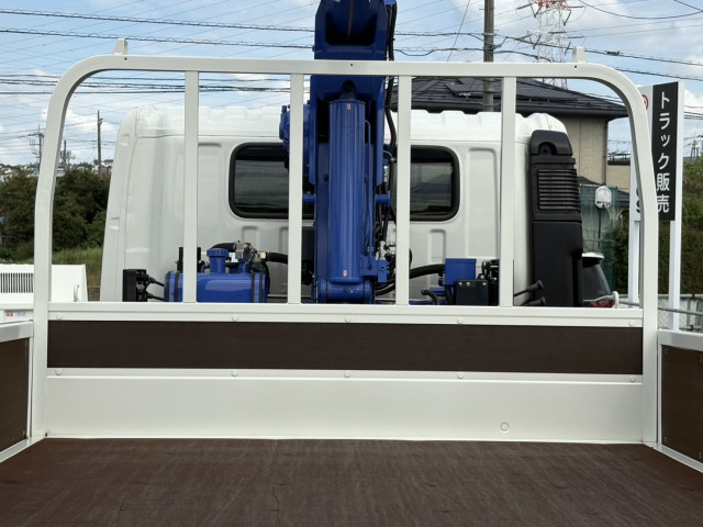 日野 デュトロ 小型 平ボディ（クレーン付） 2KG-XZU712M(92969) 13枚目