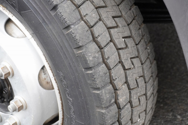 日野 レンジャー 増トン 平ボディ（クレーン付） QKG-FE7JMAA(97351) 9枚目