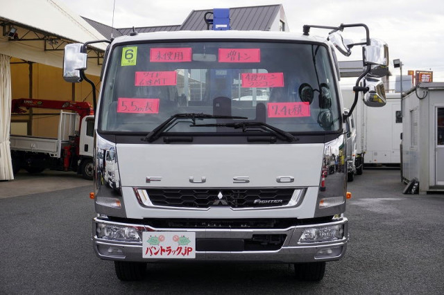 三菱ふそう ファイター 増トン 平ボディ（クレーン付） 2KG-FK62FZ(97352) 2枚目
