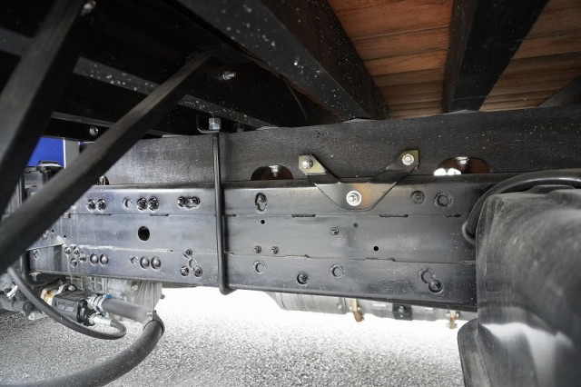 三菱ふそう ファイター 増トン 平ボディ（クレーン付） 2KG-FK62FZ(97352) 12枚目