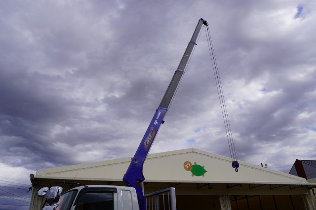 三菱ふそう ファイター 増トン 平ボディ（クレーン付） 2KG-FK62FZ(97352) 27枚目