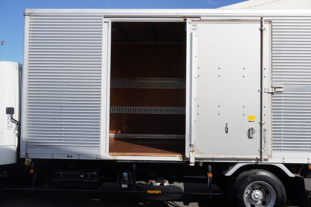 三菱ふそう ファイター 中型 バン TKG-FK61F(97355) 19枚目