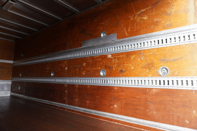 三菱ふそう ファイター 中型 バン TKG-FK61F(97355) 27枚目