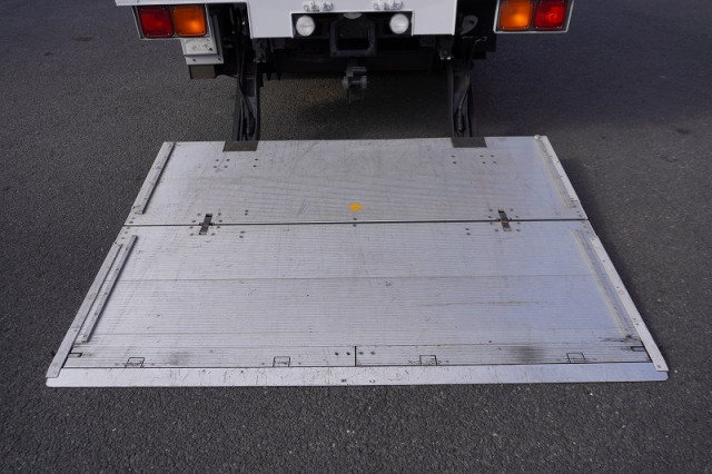 三菱ふそう ファイター 中型 バン TKG-FK61F(97355) 29枚目