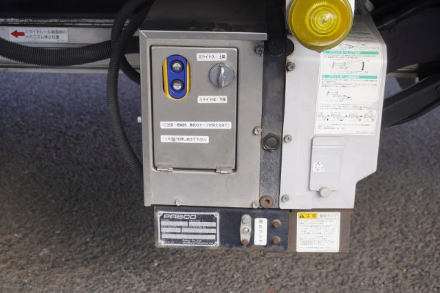 三菱ふそう ファイター 中型 バン TKG-FK61F(97355) 31枚目