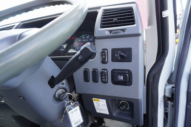 三菱ふそう ファイター 中型 バン TKG-FK61F(97355) 40枚目