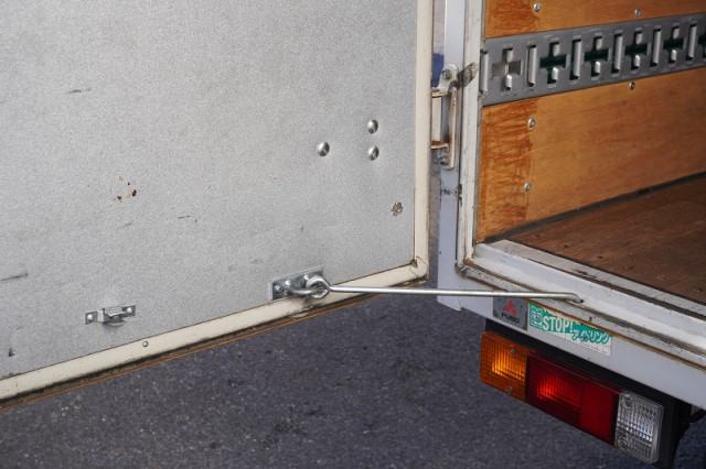 三菱ふそう キャンター 小型 バン 2RG-FBA20(97357) 23枚目