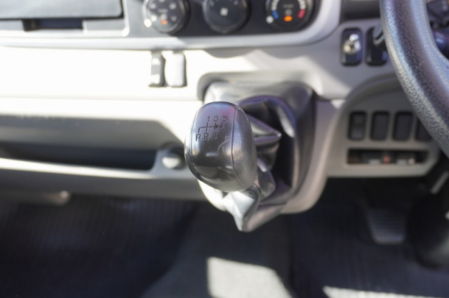 三菱ふそう キャンター 小型 バン 2RG-FBA20(97357) 28枚目