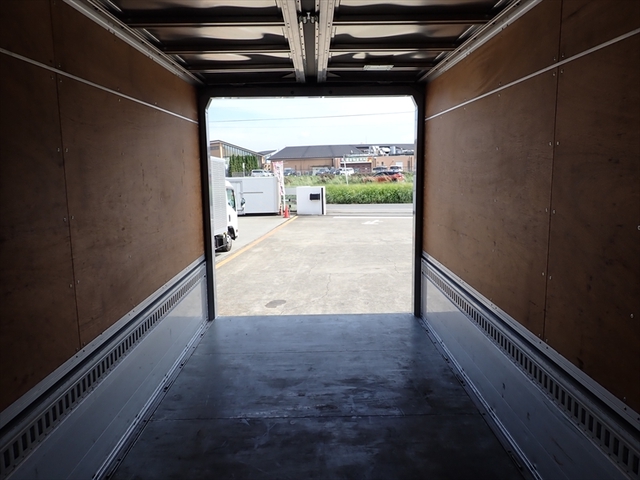 いすゞ エルフ 小型 ウィング TPG-NPR85AN(97373) 10枚目