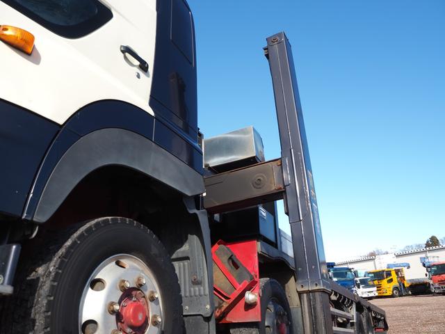 日野 プロフィア 大型 平ボディ（クレーン付） *********(97380) 13枚目