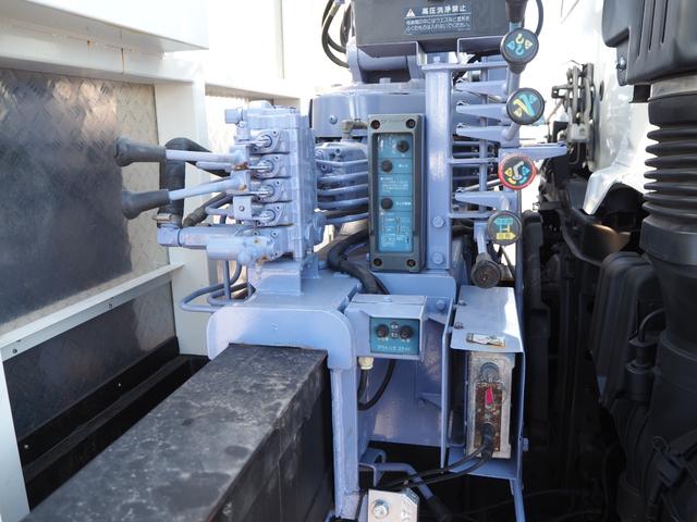 日野 レンジャー 中型 平ボディ（クレーン付） *********(97381) 18枚目