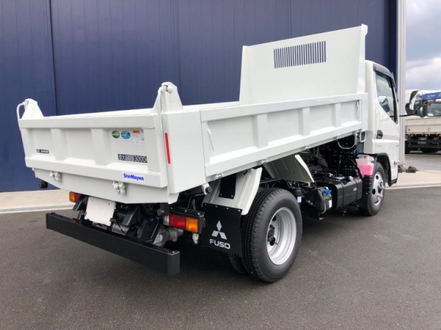 三菱ふそう キャンター 小型 土砂ダンプ 2RG-FBA60(97383) 4枚目