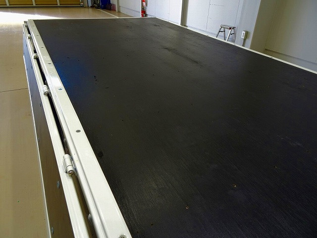 いすゞ エルフ 小型 平ボディ 2RG-NHS88A(97382) 24枚目