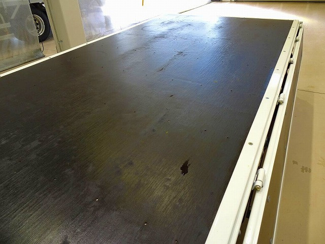 いすゞ エルフ 小型 平ボディ 2RG-NHS88A(97382) 26枚目