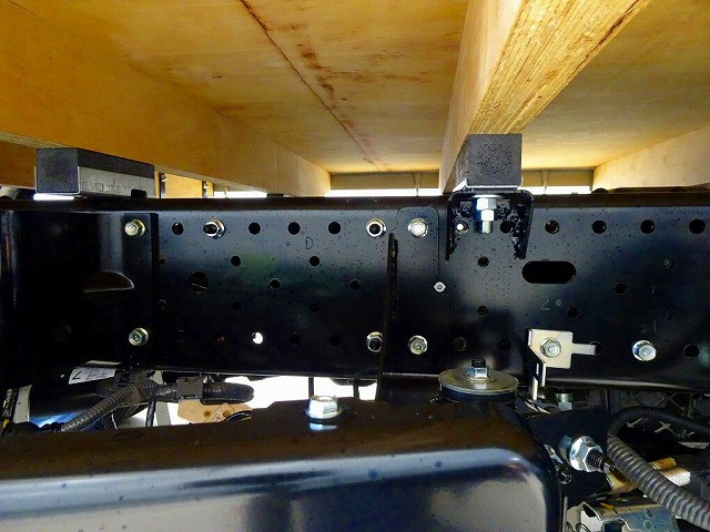 いすゞ エルフ 小型 平ボディ 2RG-NHS88A(97382) 39枚目