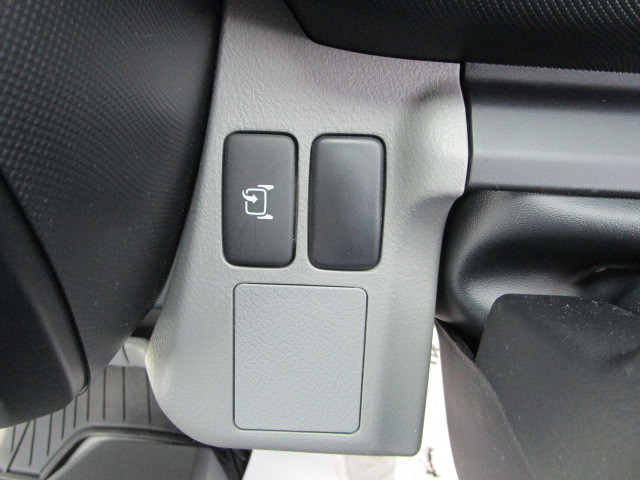 日野 デュトロ 小型 バン 2KG-XZU605M(97386) 17枚目