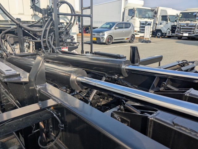 三菱ふそう キャンター 小型 コンテナ専用車 2RG-FBAV0(97387) 20枚目