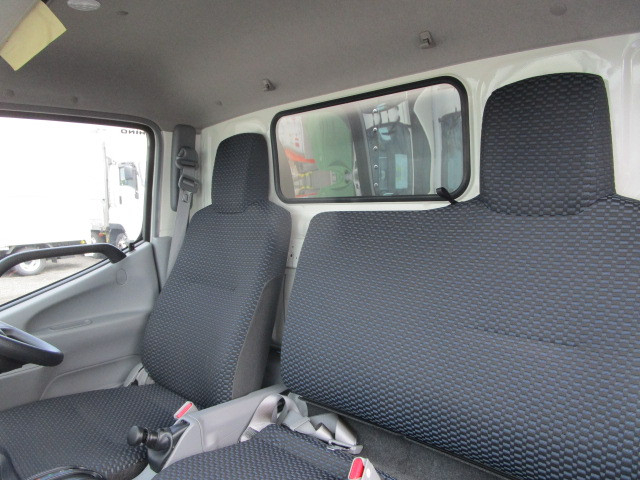 日野 デュトロ 小型 バン 2KG-XZU605M(97386) 21枚目