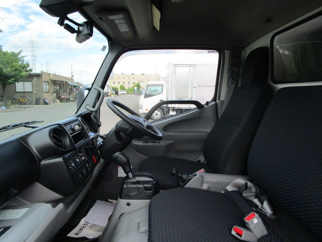 日野 デュトロ 小型 バン 2KG-XZU605M(97386) 22枚目