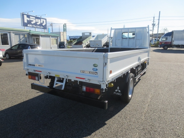 三菱ふそう キャンター 小型 平ボディ 2RG-FEAV0(97388) 4枚目