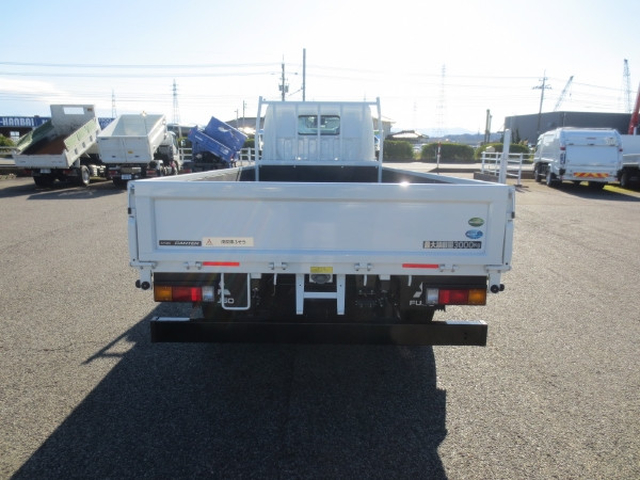 三菱ふそう キャンター 小型 平ボディ 2RG-FEAV0(97388) 7枚目