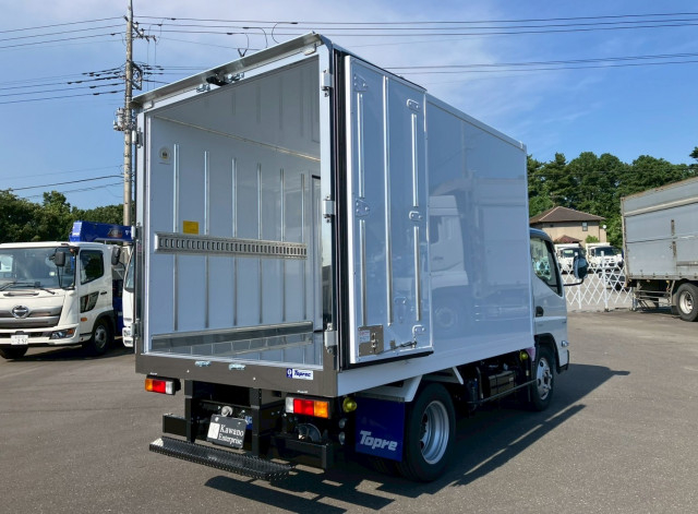 三菱ふそう キャンター 小型 冷蔵冷凍バン 2RG-FBAV0(97396) 6枚目