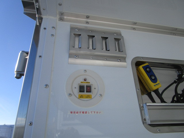 日野 レンジャー 中型 冷蔵冷凍バン 2PG-FD2ABG(97397) 15枚目