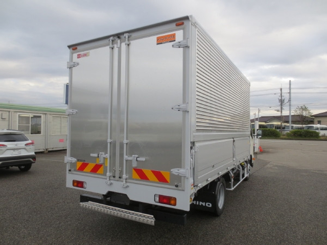 日野 デュトロ 小型 ウィング 2KG-XZU712M(97401) 4枚目