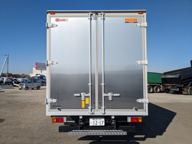 日野 デュトロ 小型 バン 2KG-XZU710M(97402) 6枚目