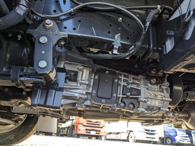 日野 デュトロ 小型 バン 2KG-XZU710M(97402) 24枚目