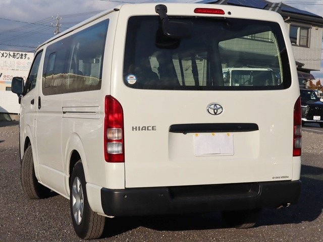 トヨタ ハイエース 小型 バン 3BF-TRH200V(98793) 3枚目