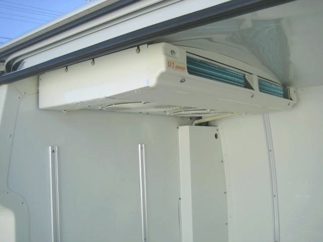 トヨタ ハイエース 小型 冷蔵冷凍バン QDF-KDH201V(97409) 11枚目