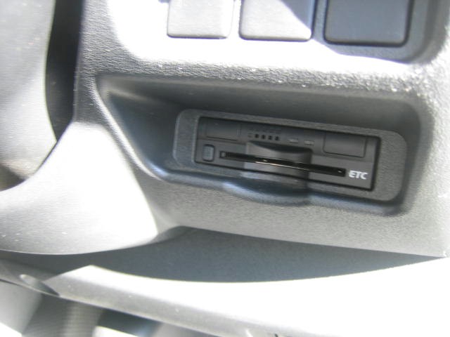 トヨタ ハイエース 小型 冷蔵冷凍バン QDF-KDH201V(97409) 21枚目