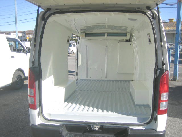 トヨタ ハイエース 小型 冷蔵冷凍バン QDF-KDH201V(97409) 14枚目