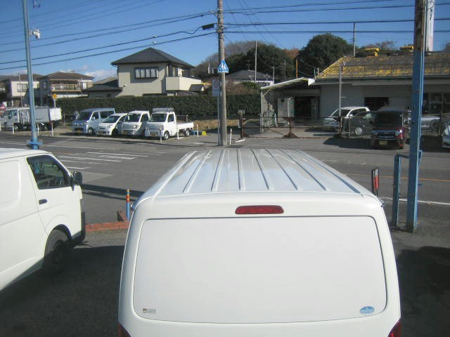 トヨタ ハイエース 小型 冷蔵冷凍バン QDF-GDH201V(97410) 5枚目